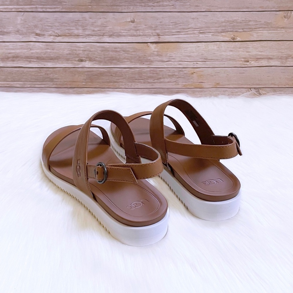 UGG Zayda Almond Leather Sandals - Picture 2 of 6
